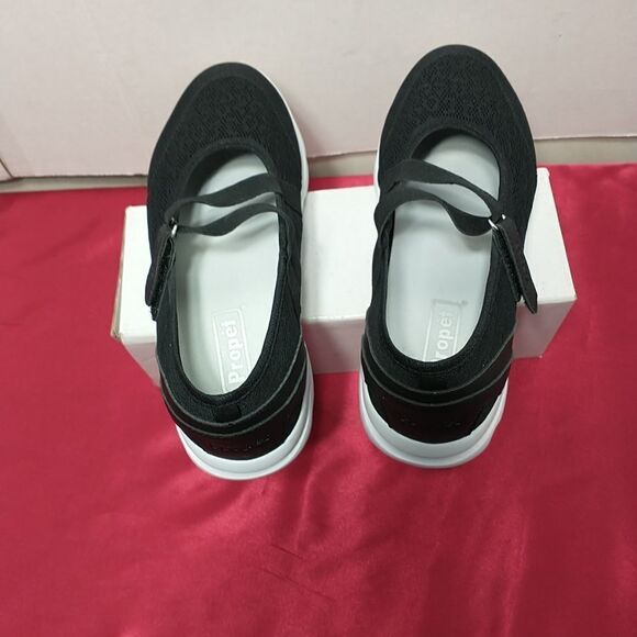 Propet Travelactiv Women's. SZ 8EE Mary Jane Black Casual Shoes - Picture 9 of 12